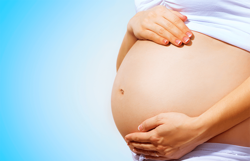 Los riesgos de la cirugía estética durante el embarazo
