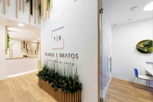 Foto Cl�nica Dental Ferrus & Bratos