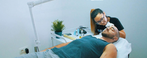 Procedimiento Micropigmentaci�n Capilar