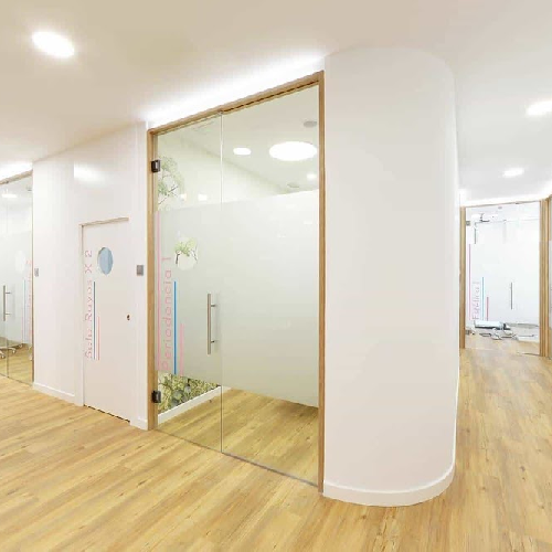 Foto Cl�nica Dental Ferrus & Bratos