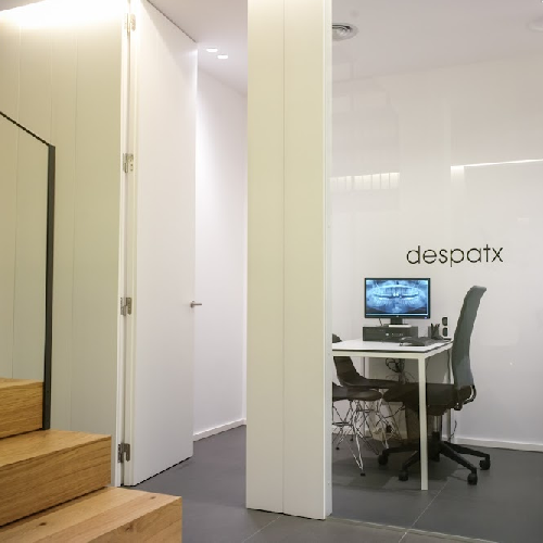 Foto Cl�nica Dental M�nBlanc