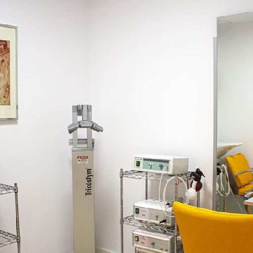 Foto Instituto Cl�nico Capilar