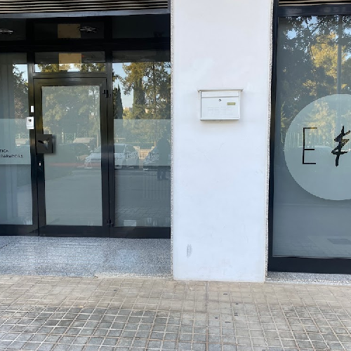 Foto Plastic Clinic - Dra. Ester Garcia Andres - Dr. Pietro Mulas