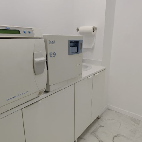 Foto Cl�nica Dental V�rgen De Los Remedios