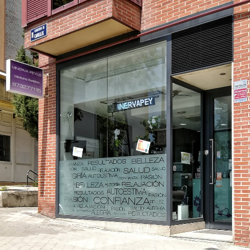 Foto Minerva Pey�s C. Intelligent Beauty