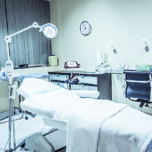 Foto Best Hair Transplant Dubai Clinic