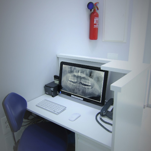 Foto Cl�nica Dental Cuzco
