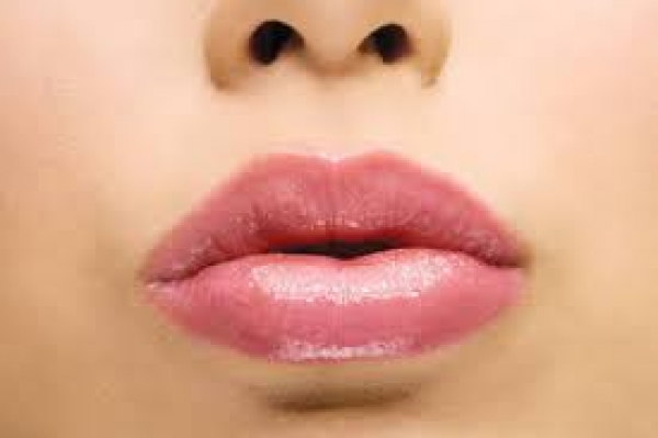 Relleno de labios con cido hialurnico por 380  - Oferta en dos o ms zonas en TodoEstetica.com